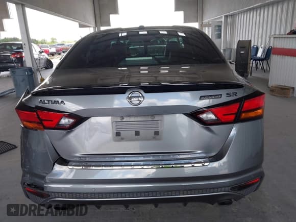 ✅ 2022 Nissan Altima SR • VIN: 1N4BL4CV4NN355378 • Lot: 43312479. Wystawiony na IAAI z przebiegiem 306 617 mil. Bezpłatny archiwum sprzedaży aukcyjnych z USA i szczegółowy raport historii pojazdu na DreamBid. Zdjęcie 16.