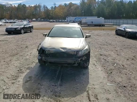 ✅ 2010 Honda Accord LX • VIN: 1HGCP2F3XAA012868 • Лот: 90932255. Опубликован ранее на Copart с пробегом 159 803 миль. Бесплатный доступ к архиву аукционных продаж из США и подробный отчёт об истории автомобиля на DreamBid. Изображение 14.