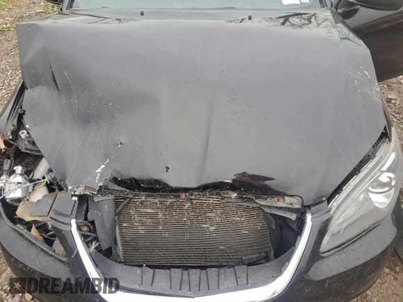 ✅ 2012 Chrysler 200 Touring • VIN: 1C3CCBBG1CN257562 • Lot: 93460775. Wystawiony na Copart z przebiegiem 131 768 mil. Bezpłatny archiwum sprzedaży aukcyjnych z USA i szczegółowy raport historii pojazdu na DreamBid. Zdjęcie 11.