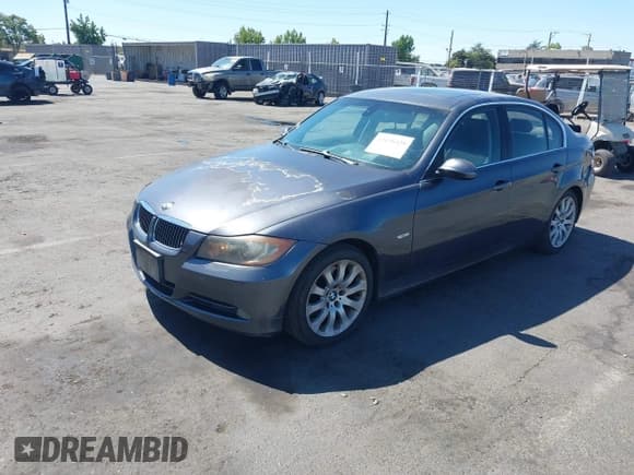 ✅ 2006 BMW 3 Series 330i • VIN: WBAVB33546PS18125 • Lot: 43156429. Listed on IAAI with 237,312 mi. Free auction sales archive from the USA and detailed vehicle history report at DreamBid. Image 2.