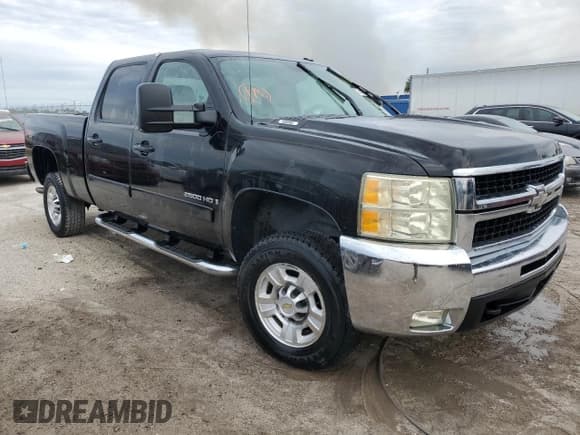 ✅ 2008 Chevrolet Silverado 2500HD Work Truck • VIN: 1GCHK23K68F221598 • Lot: 74924904. Wystawiony na Copart z przebiegiem Nie podano. Bezpłatny archiwum sprzedaży aukcyjnych z USA i szczegółowy raport historii pojazdu na DreamBid. Zdjęcie 4.