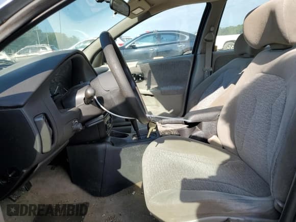 ✅ 2002 Saturn SL • VIN: 1G8ZK52762Z124159 • Лот: 70361145. Опубликован ранее на Copart с пробегом Не указан. Бесплатный доступ к архиву аукционных продаж из США и подробный отчёт об истории автомобиля на DreamBid. Изображение 7.