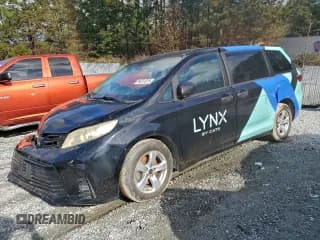 ✅ 2020 Toyota Sienna L • VIN: 5TDZZ3DC3LS087249 • Lot: 94231015. Listed on Copart with 143,397 mi. Free auction sales archive from the USA and detailed vehicle history report at DreamBid. Image 1.