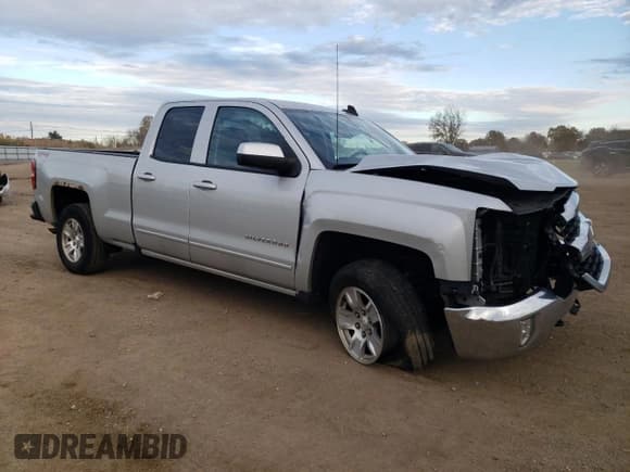 ✅ 2016 Chevrolet Silverado 1500 LT • VIN: 1GCVKREC6GZ381950 • Lot: 91803865. Wystawiony na Copart z przebiegiem 150 154 mil. Bezpłatny archiwum sprzedaży aukcyjnych z USA i szczegółowy raport historii pojazdu na DreamBid. Zdjęcie 4.