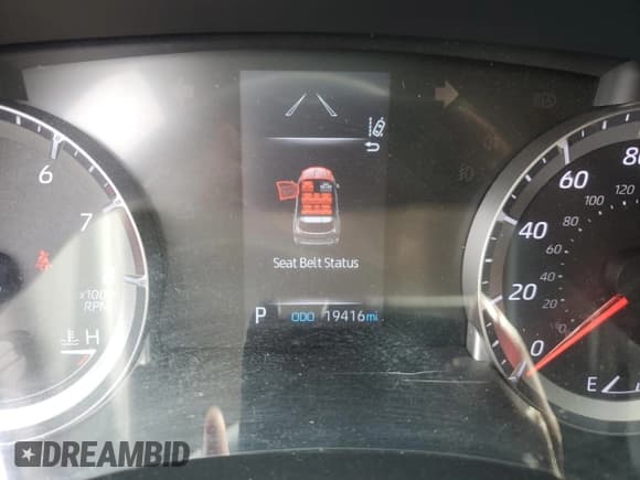 ✅ 2022 Toyota Highlander LE • VIN: 5TDZZRAHXNS544645 • Lot: 84251335. Listed on Copart with 19,416 mi. Free auction sales archive from the USA and detailed vehicle history report at DreamBid. Image 9.