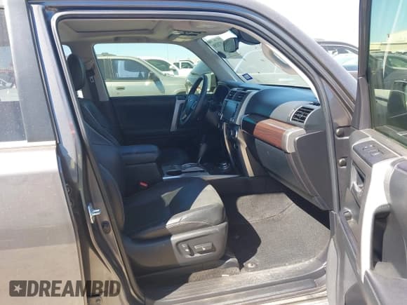 ✅ 2021 Toyota 4Runner Limited • VIN: JTEKU5JR3M5921446 • Лот: 43570290. Опубликован ранее на IAAI с пробегом 85 389 миль. Бесплатный доступ к архиву аукционных продаж из США и подробный отчёт об истории автомобиля на DreamBid. Изображение 5.