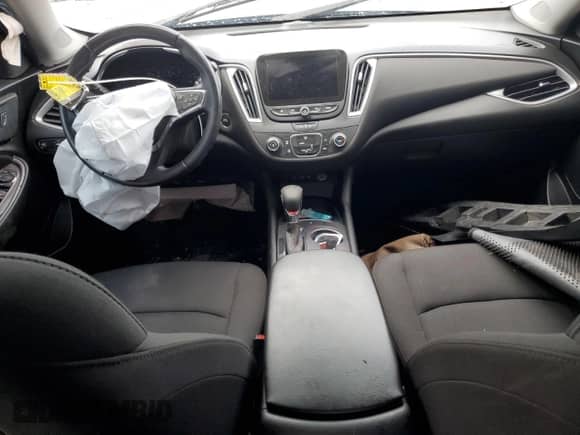 ✅ 2021 Chevrolet Malibu RS • VIN: 1G1ZG5ST9MF036112 • Лот: 80901015. Размещён на Copart с пробегом Не указан миль. Получите бесплатный доступ к архиву аукционных продаж из США и посмотрите подробный отчёт об истории автомобиля на DreamBid. Изображение 8.