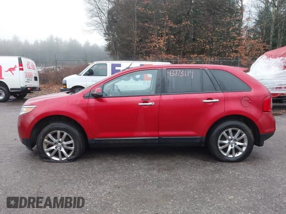 ✅ 2011 Ford Edge SEL • VIN: 2FMDK4JCXBBB15648 • Lot: 43773114. Wystawiony na IAAI z przebiegiem 104 998 mil. Bezpłatny archiwum sprzedaży aukcyjnych z USA i szczegółowy raport historii pojazdu na DreamBid. Zdjęcie 12.