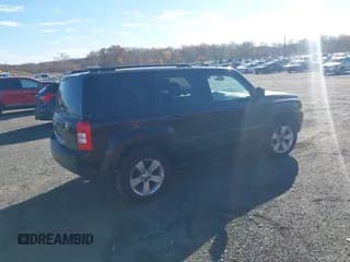 ✅ 2012 Jeep Patriot Sport • VIN: 1C4NJRBB9CD672111 • Lot: 43611335. Listed on IAAI with 142,417 mi. Free auction sales archive from the USA and detailed vehicle history report at DreamBid. Image 4.