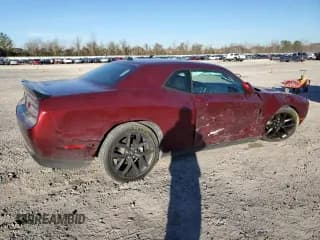 ✅ 2021 Dodge Challenger SXT • VIN: 2C3CDZAG9MH604752 • Lot: 37146643. Wystawiony na Copart z przebiegiem 27 233 mil. Bezpłatny archiwum sprzedaży aukcyjnych z USA i szczegółowy raport historii pojazdu na DreamBid. Zdjęcie 3.