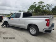 ✅ 2020 Chevrolet Silverado 1500 LT • VIN: 1GCRWCED5LZ332017 • Lot: 71360834. Wystawiony na Copart z przebiegiem 21 652 mil. Bezpłatny archiwum sprzedaży aukcyjnych z USA i szczegółowy raport historii pojazdu na DreamBid. Zdjęcie 2.