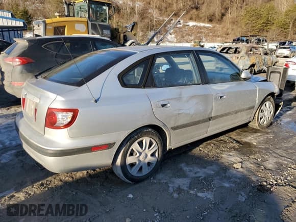 ✅ 2005 Hyundai Elantra GLS • VIN: KMHDN56DX5U133807 • Lot: 42510095. Wystawiony na Copart z przebiegiem 103 196 mil. Bezpłatny archiwum sprzedaży aukcyjnych z USA i szczegółowy raport historii pojazdu na DreamBid. Zdjęcie 3.