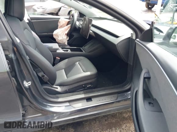 ✅ 2025 Tesla Model 3 Long Range • VIN: 5YJ3E1EA3SF951335 • Lot: 43406670. Listed on IAAI with 19,260 mi. Free auction sales archive from the USA and detailed vehicle history report at DreamBid. Image 5.