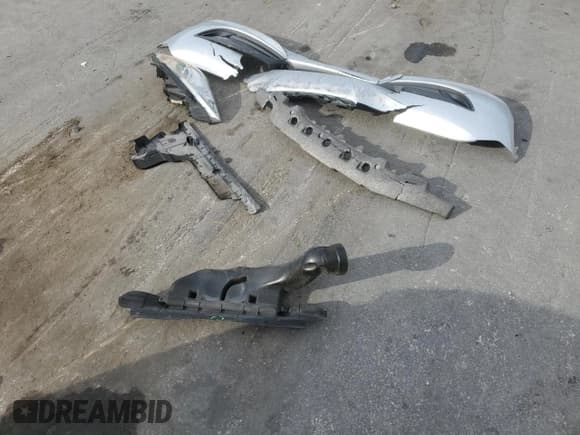 ✅ 2012 Hyundai Genesis Coupe Premium • VIN: KMHHT6KD2CU075286 • Лот: 90823085. Опубликован ранее на Copart с пробегом 128 211 миль. Бесплатный доступ к архиву аукционных продаж из США и подробный отчёт об истории автомобиля на DreamBid. Изображение 12.