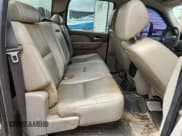 ✅ 2008 GMC Sierra 1500 • VIN: 1GTJC33688F119551 • Лот: 60170455. Опубликован ранее на Copart с пробегом 228 764 миль. Бесплатный доступ к архиву аукционных продаж из США и подробный отчёт об истории автомобиля на DreamBid. Изображение 10.