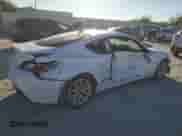 2015 Hyundai Genesis Coupe 3.8L Base с VIN KMHHT6KJXFU129332, выставлен на аукционе Copart как лот 80962994 с пробегом Не указан миль и Списание • Salvage title. История ставок и продаж доступна на DreamBid. Изображение 3.