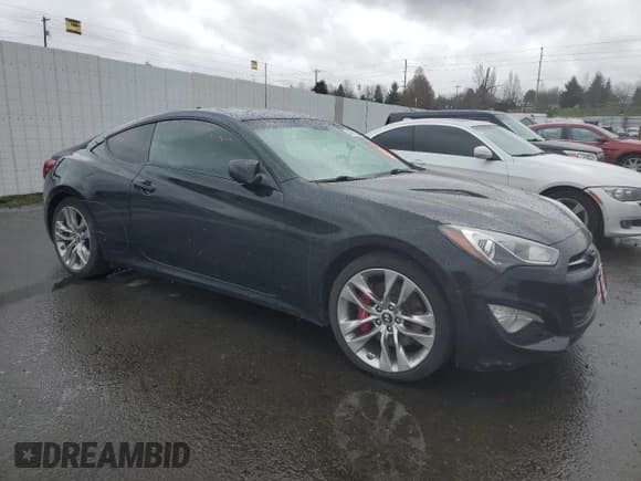 ✅ 2014 Hyundai Genesis Coupe Premium • VIN: KMHHT6KD2EU121301 • Lot: 49536165. Wystawiony na Copart z przebiegiem Nie podano. Bezpłatny archiwum sprzedaży aukcyjnych z USA i szczegółowy raport historii pojazdu na DreamBid. Zdjęcie 4.