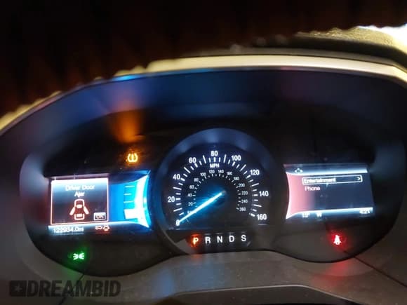 ✅ 2016 Ford Edge SEL • VIN: 2FMPK4J88GBC01556 • Lot: 43604768. Wystawiony na IAAI z przebiegiem 122 934 mil. Bezpłatny archiwum sprzedaży aukcyjnych z USA i szczegółowy raport historii pojazdu na DreamBid. Zdjęcie 7.