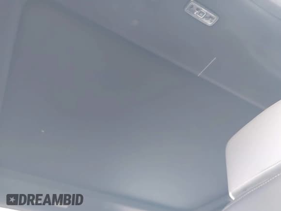 ✅ 2023 Ford F-150 Lightning Pro • VIN: 1FT6W1EVXPWG53591 • Лот: 42249385. Опубликован ранее на IAAI с пробегом 17 892 миль. Бесплатный доступ к архиву аукционных продаж из США и подробный отчёт об истории автомобиля на DreamBid. Изображение 22.