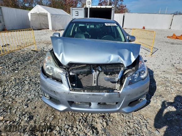 ✅ 2013 Subaru Legacy Limited • VIN: 4S3BMCP62D3045227 • Lot: 92796025. Listed on Copart with 141,622 mi. Free auction sales archive from the USA and detailed vehicle history report at DreamBid. Image 5.