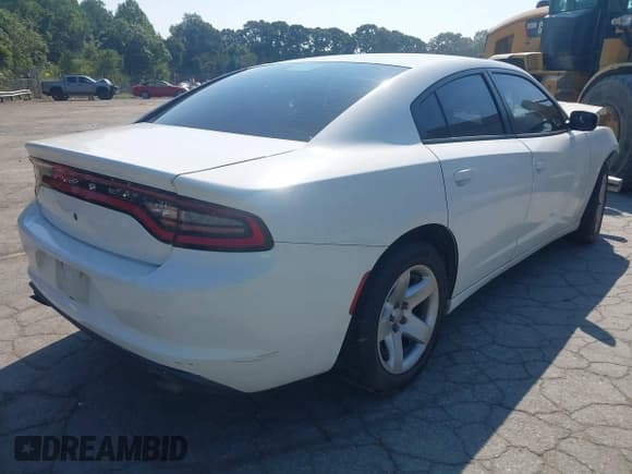 ✅ 2015 Dodge Charger Police • VIN: 2C3CDXAT9FH863553 • Лот: 43015948. Опубликован ранее на IAAI с пробегом 109 531 миль. Бесплатный доступ к архиву аукционных продаж из США и подробный отчёт об истории автомобиля на DreamBid. Изображение 4.