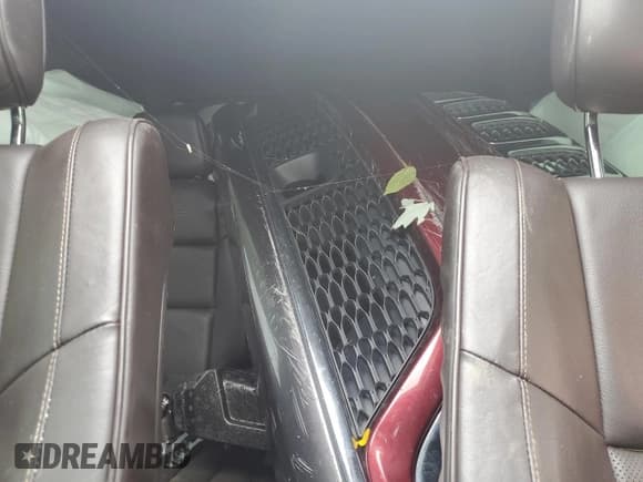 ✅ 2018 Jeep Grand Cherokee Summit • VIN: 1C4RJFJG3JC450504 • Lot: 69654855. Listed on Copart with 118,246 mi. Free auction sales archive from the USA and detailed vehicle history report at DreamBid. Image 10.