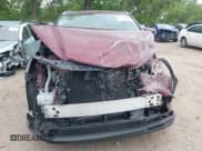 ✅ 2015 Toyota Highlander Limited • VIN: 5TDDKRFH2FS075740 • Lot: 42338659. Wystawiony na IAAI z przebiegiem 147 261 mil. Bezpłatny archiwum sprzedaży aukcyjnych z USA i szczegółowy raport historii pojazdu na DreamBid. Zdjęcie 13.