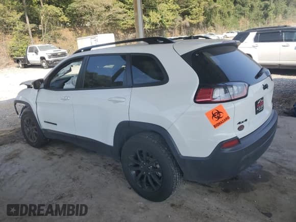 ✅ 2023 Jeep Cherokee Altitude Lux • VIN: 1C4PJMMB0PD112234 • Lot: 71986795. Wystawiony na Copart z przebiegiem 57 912 mil. Bezpłatny archiwum sprzedaży aukcyjnych z USA i szczegółowy raport historii pojazdu na DreamBid. Zdjęcie 2.