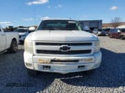 ✅ 2010 Chevrolet Silverado 1500 LT • VIN: 1GCSKSE32AZ130943 • Lot: 90129115. Listed on Copart with 362,097 mi. Free auction sales archive from the USA and detailed vehicle history report at DreamBid. Image 5.