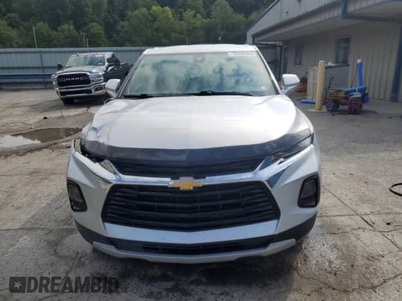 ✅ 2021 Chevrolet Blazer LT • VIN: 3GNKBHRS7MS571755 • Lot: 70458564. Wystawiony na Copart z przebiegiem 51 267 mil mil. Skorzystaj z bezpłatnego archiwum sprzedaży aukcyjnych z USA i zobacz szczegółowy raport historii pojazdu na DreamBid. Zdjęcie 5.