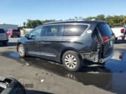 ✅ 2018 Chrysler Pacifica Touring L • VIN: 2C4RC1BG8JR317899 • Lot: 92301315. Wystawiony na Copart z przebiegiem 74 670 mil. Bezpłatny archiwum sprzedaży aukcyjnych z USA i szczegółowy raport historii pojazdu na DreamBid. Zdjęcie 2.