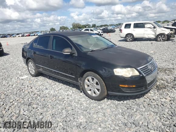 ✅ 2007 Volkswagen Passat • VIN: WVWJK73C17P098311 • Lot: 85863045. Listed on Copart with 109,495 mi. Free auction sales archive from the USA and detailed vehicle history report at DreamBid. Image 4.