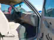 2006 Chevrolet Silverado 1500 Work Truck с VIN 3GCEC14X06G256122, выставлен на аукционе IAAI как лот 42509741 с пробегом 245 150 миль миль и . История ставок и продаж доступна на DreamBid. Изображение 5.