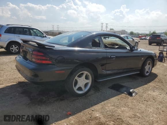 ✅ 1994 Ford Mustang GT • VIN: 1FALP42T1RF162517 • Lot: 63598035. Listed on Copart with 192,590 mi. Free auction sales archive from the USA and detailed vehicle history report at DreamBid. Image 3.