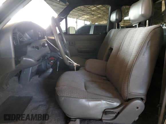 ✅ 1994 Toyota Pickup • VIN: JT4RN13P1R6069989 • Lot: 52454815. Listed on Copart with 188,716 mi. Free auction sales archive from the USA and detailed vehicle history report at DreamBid. Image 7.