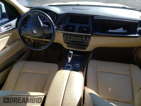 ✅ 2011 BMW X5 35d • VIN: 5UXZW0C5XBL371082 • Lot: 87466965. Listed on Copart with 178,999 mi. Free auction sales archive from the USA and detailed vehicle history report at DreamBid. Image 8.