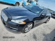 ✅ 2014 Jaguar XJ Portfolio • VIN: SAJWJ2GDXE8V62512 • Лот: 70047285. Опубликован ранее на Copart с пробегом 127 742 миль. Бесплатный доступ к архиву аукционных продаж из США и подробный отчёт об истории автомобиля на DreamBid. Изображение 1.