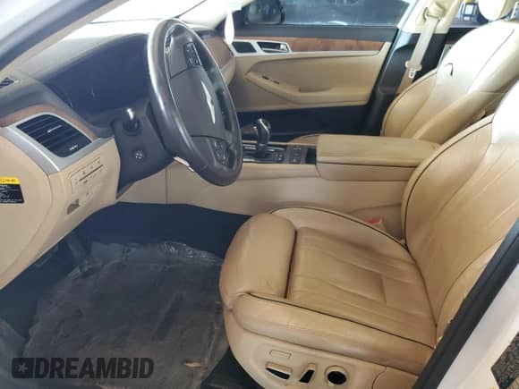 2015 Hyundai Genesis 5.0L с VIN KMHGN4JF0FU053644, выставлен на аукционе Copart как лот 86340965 с пробегом 103 711 миль миль и Чистый • Clean title. История ставок и продаж доступна на DreamBid. Изображение 7.