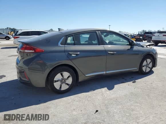 2022 Hyundai Ioniq SE с VIN KMHC75LC4NU282571, выставлен на аукционе Copart как лот 77684944 с пробегом 82 047 миль миль и Списание • Salvage title. История ставок и продаж доступна на DreamBid. Изображение 3.