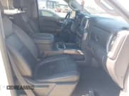 ✅ 2021 Chevrolet Silverado 1500 RST • VIN: 3GCPWDET6MG225046 • Lot: 43202972. Wystawiony na IAAI z przebiegiem 94 604 mil. Bezpłatny archiwum sprzedaży aukcyjnych z USA i szczegółowy raport historii pojazdu na DreamBid. Zdjęcie 5.