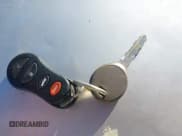 ✅ 2004 Jeep Liberty Limited • VIN: 1J4GL58K34W208508 • Lot: 43588157. Wystawiony na IAAI z przebiegiem 140 650 mil. Bezpłatny archiwum sprzedaży aukcyjnych z USA i szczegółowy raport historii pojazdu na DreamBid. Zdjęcie 11.