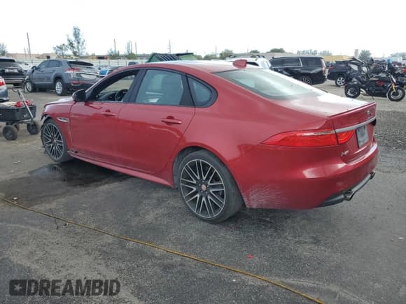 ✅ 2016 Jaguar XF 35t R-Sport • VIN: SAJBF4BV2GCY06813 • Лот: 67469725. Опубликован ранее на Copart с пробегом 88 278 миль. Бесплатный доступ к архиву аукционных продаж из США и подробный отчёт об истории автомобиля на DreamBid. Изображение 2.