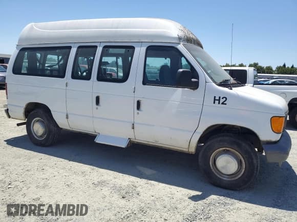 ✅ 2006 Ford Econoline Cargo • VIN: 1FTNE24W16DA32460 • Лот: 60887395. Опубликован ранее на Copart с пробегом 372 336 миль. Бесплатный доступ к архиву аукционных продаж из США и подробный отчёт об истории автомобиля на DreamBid. Изображение 4.