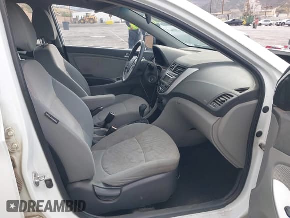 ✅ 2013 Hyundai Accent GS • VIN: KMHCT5AE4DU107557 • Lot: 43691485. Listed on IAAI with 158,960 mi. Free auction sales archive from the USA and detailed vehicle history report at DreamBid. Image 5.