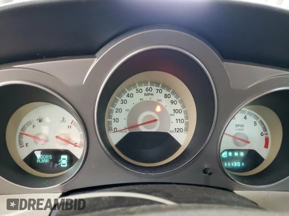 ✅ 2009 Dodge Avenger • VIN: 1B3LC76V29N541908 • Лот: 66009395. Опубликован ранее на Copart с пробегом 111 301 миль. Бесплатный доступ к архиву аукционных продаж из США и подробный отчёт об истории автомобиля на DreamBid. Изображение 9.