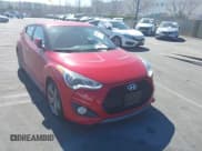 ✅ 2015 Hyundai Veloster Turbo • VIN: KMHTC6AE2FU222697 • Lot: 41511550. Wystawiony na IAAI z przebiegiem 109 156 mil. Bezpłatny archiwum sprzedaży aukcyjnych z USA i szczegółowy raport historii pojazdu na DreamBid. Zdjęcie 1.