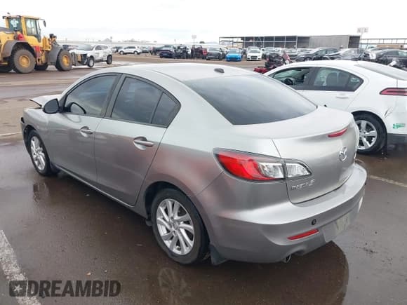 ✅ 2012 Mazda 3 i Grand Touring • VIN: JM1BL1W87C1577268 • Лот: 43762982. Опубликован ранее на IAAI с пробегом 138 314 миль. Бесплатный доступ к архиву аукционных продаж из США и подробный отчёт об истории автомобиля на DreamBid. Изображение 3.