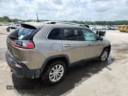 ✅ 2019 Jeep Cherokee Latitude • VIN: 1C4PJLCX0KD131785 • Лот: 67344605. Опубликован ранее на Copart с пробегом 79 051 миль. Бесплатный доступ к архиву аукционных продаж из США и подробный отчёт об истории автомобиля на DreamBid. Изображение 3.