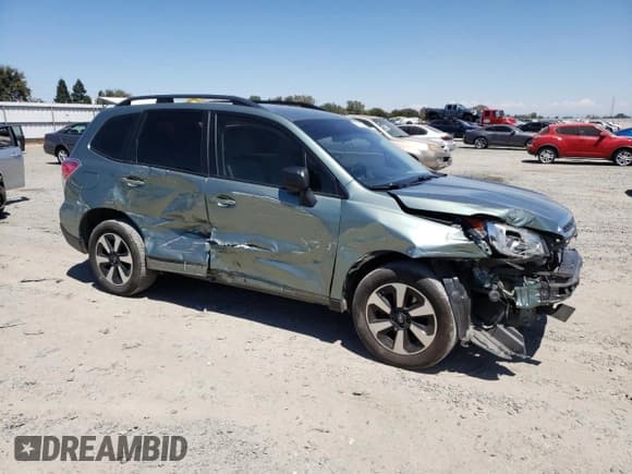 ✅ 2018 Subaru Forester • VIN: JF2SJABC1JH465281 • Лот: 67259635. Опубликован ранее на Copart с пробегом 125 757 миль. Бесплатный доступ к архиву аукционных продаж из США и подробный отчёт об истории автомобиля на DreamBid. Изображение 4.