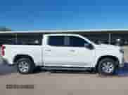 2022 Chevrolet Silverado 1500 LT z VIN 3GCPWCED5NG201194, wystawiony jako IAAI lot #41318619 z przebiegiem 85 368 mil mil oraz . Historia ofert i sprzedaży dostępna na DreamBid. Obrazek 13.